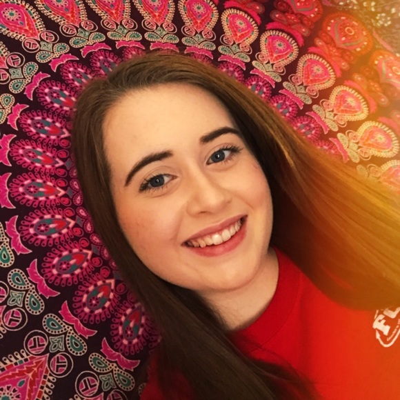Meet the Posher Other - Meet your Posher, Callie